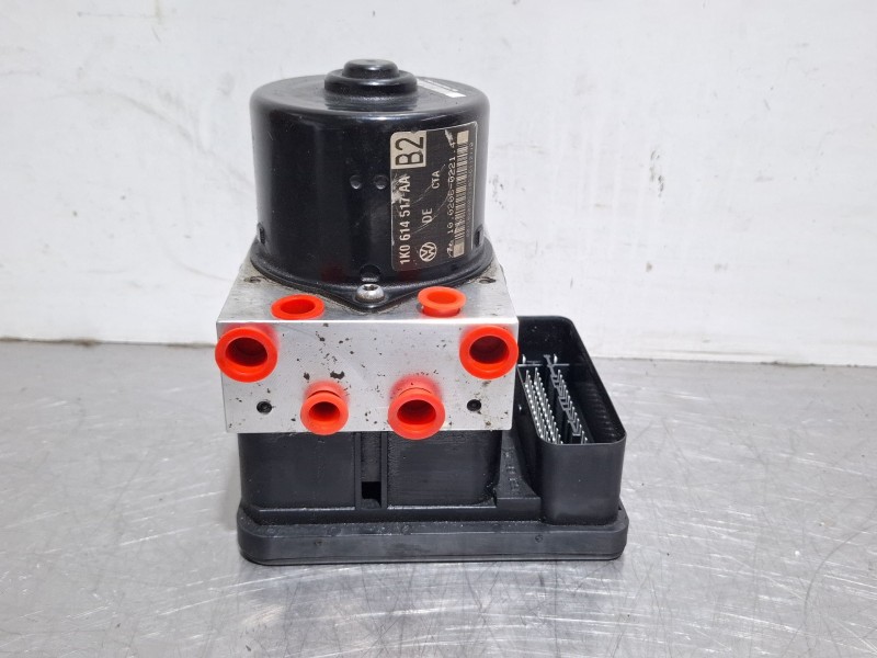 Recambio de modulo abs para seat leon 2.0 tdi 6v referencia OEM IAM 1K0614517AA  