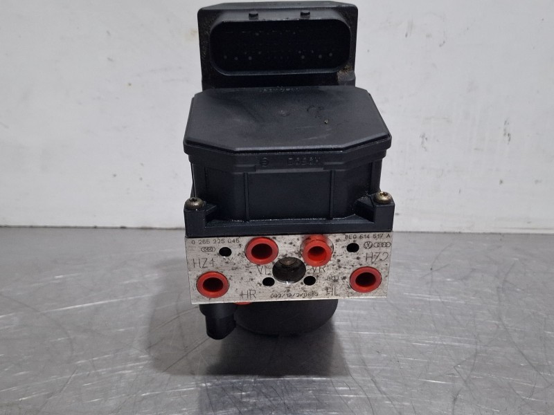 Recambio de modulo abs para audi a4 referencia OEM IAM 0265950012 / 0265225045 / 8E0614517A  