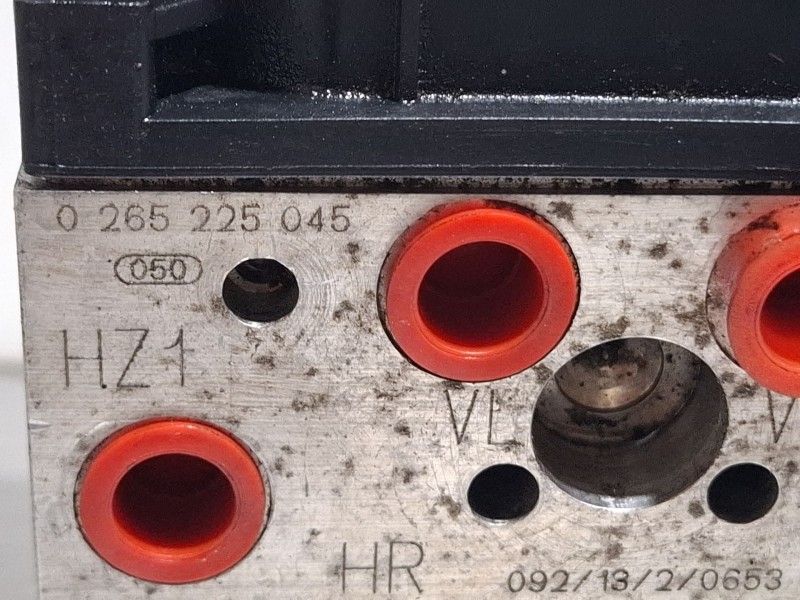 Recambio de modulo abs para audi a4 referencia OEM IAM 0265950012 / 0265225045 / 8E0614517A  