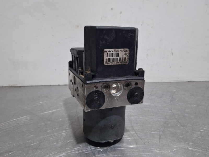 Recambio de modulo abs para audi a4 referencia OEM IAM 0265950012 / 0265225045 / 8E0614517A  