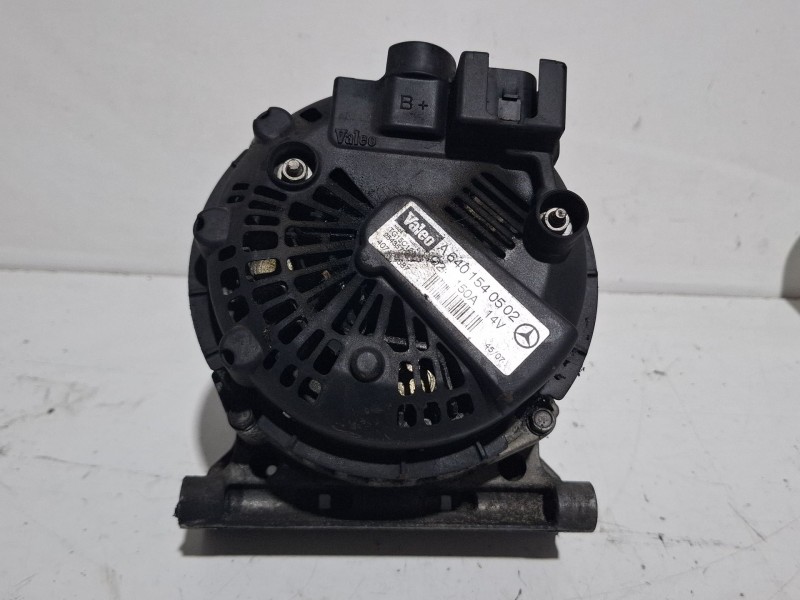 Recambio de alternador para mercedes-benz 180 cdi referencia OEM IAM A6401540502  