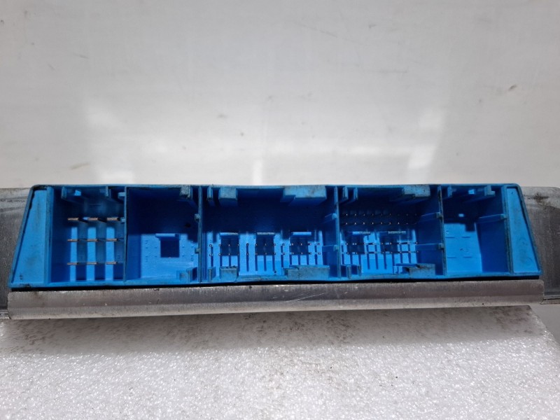 Recambio de centralita cambio automatico para bmw serie 3 318 ci referencia OEM IAM 7518709  