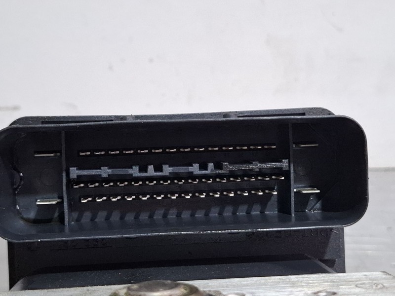 Recambio de modulo abs para bmw serie 3 318 ci referencia OEM IAM 6765452  