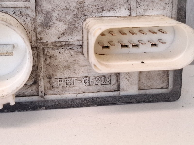 Recambio de rele electroventilador para seat león referencia OEM IAM 1j0919506k  