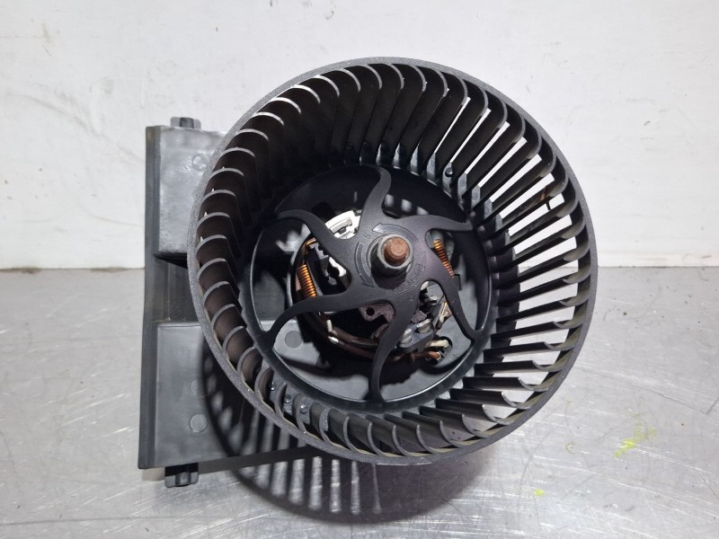 Recambio de motor calefaccion para seat león referencia OEM IAM 1J1819021C  