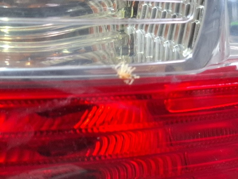 Recambio de piloto carrocería trasero derecho para ford cmax referencia OEM IAM 89502670  