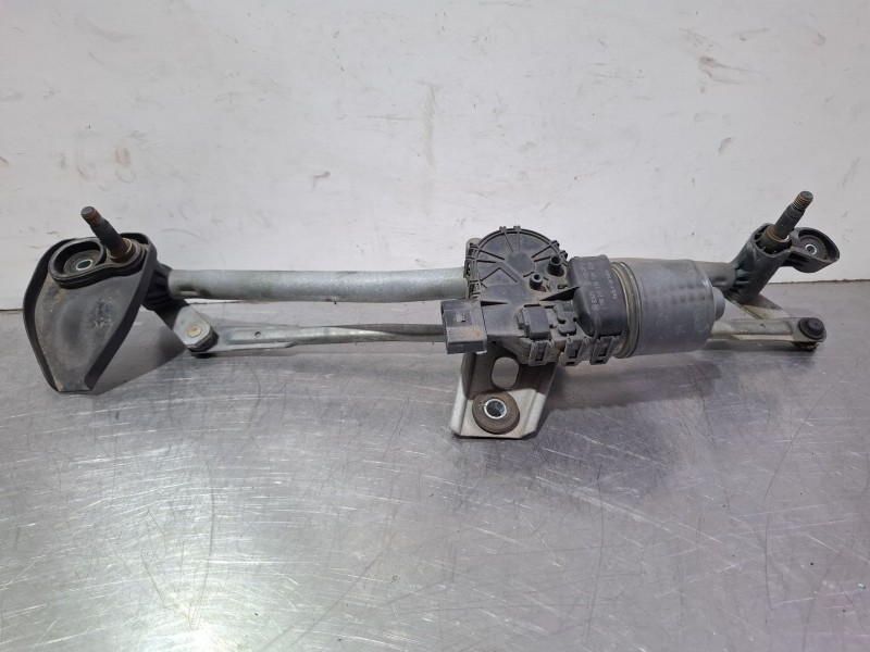 Recambio de motor limpia delantero para opel astra referencia OEM IAM 0390241538 / 3397020632 / 13111211LHD  