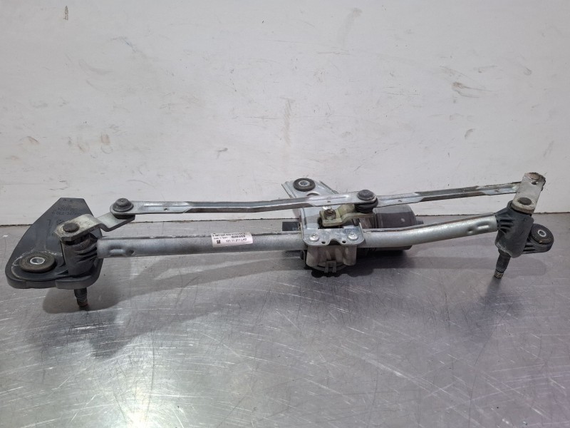 Recambio de motor limpia delantero para opel astra referencia OEM IAM 0390241538 / 3397020632 / 13111211LHD  