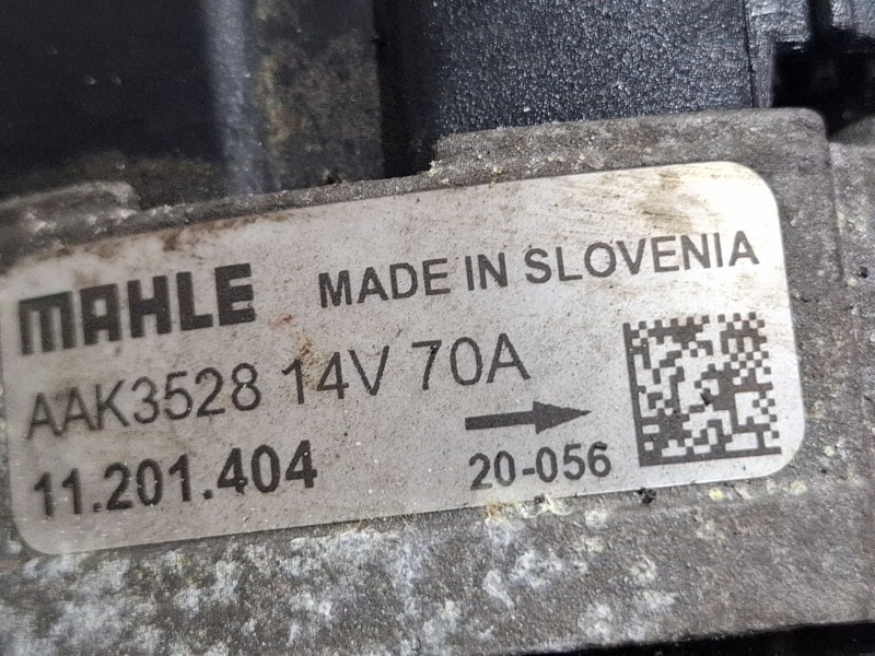 Recambio de alternador para peugeot 205 referencia OEM IAM AAK 3528  