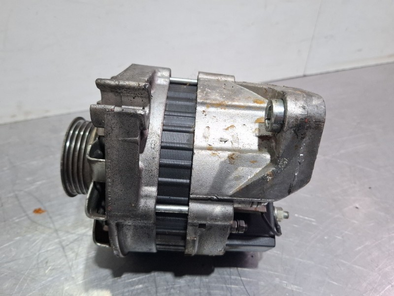 Recambio de alternador para peugeot 205 referencia OEM IAM AAK 3528  