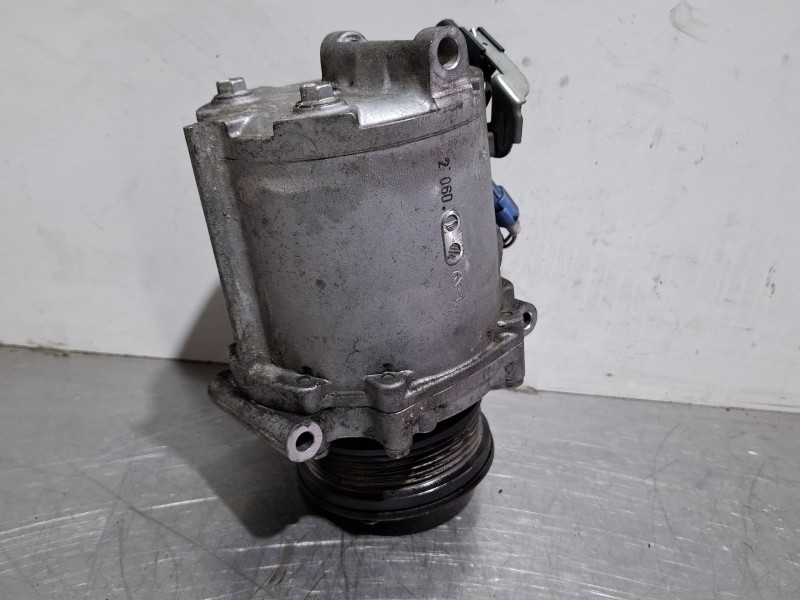 Recambio de compresor aire acondicionado para mitsubishi outlander referencia OEM IAM 7813A068  
