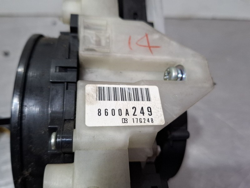 Recambio de mando multifuncion para mitsubishi outlander referencia OEM IAM 8600A249  