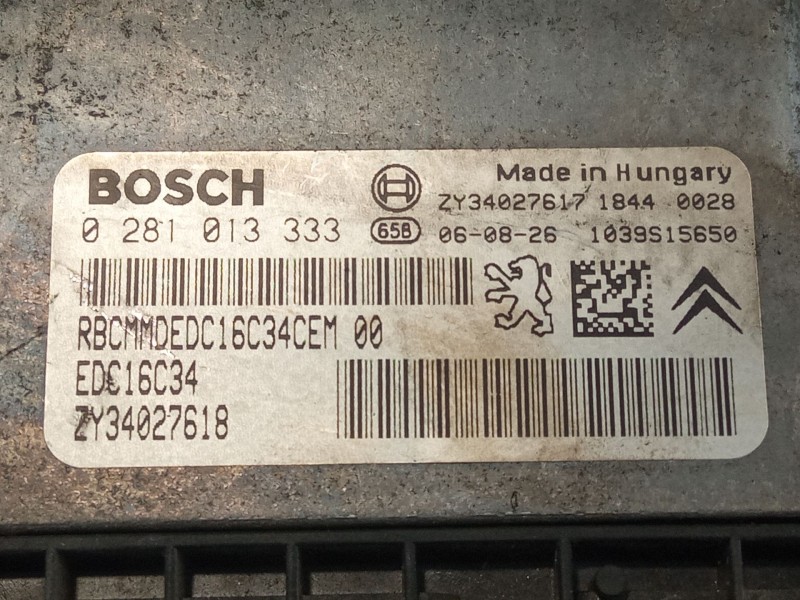 Recambio de centralita motor para suzuki santana referencia OEM IAM 0281013333  