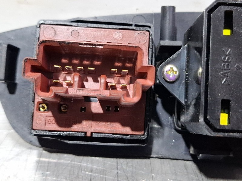 Recambio de mando elevalunas delantero izquierdo para mitsubishi outlander referencia OEM IAM 8608A060  