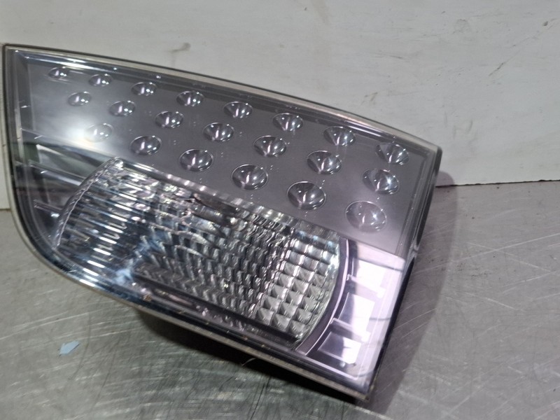 Recambio de piloto porton trasero derecho para mitsubishi outlander referencia OEM IAM 1146356R  