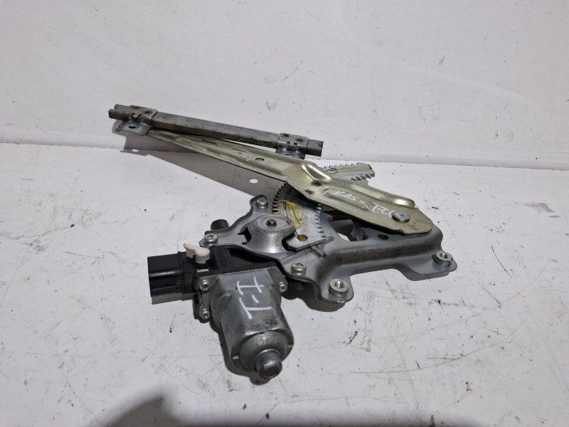 Recambio de motor elevalunas trasero izquierdo para mitsubishi outlander referencia OEM IAM 5713A086  