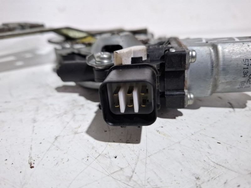 Recambio de motor elevalunas trasero izquierdo para mitsubishi outlander referencia OEM IAM 5713A086  