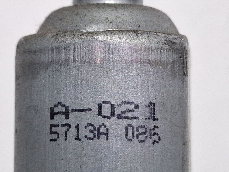 Recambio de motor elevalunas trasero izquierdo para mitsubishi outlander referencia OEM IAM 5713A086  