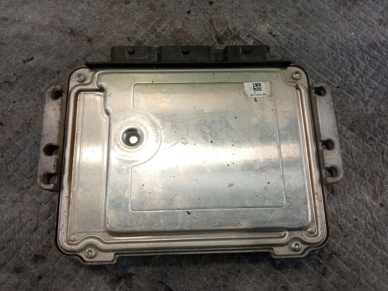 Recambio de centralita motor para suzuki santana referencia OEM IAM 0281013333  