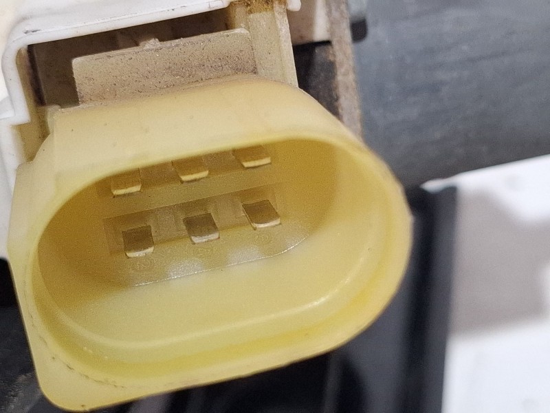 Recambio de elevalunas delantero derecho para bmw 320 d referencia OEM IAM 7060266s  