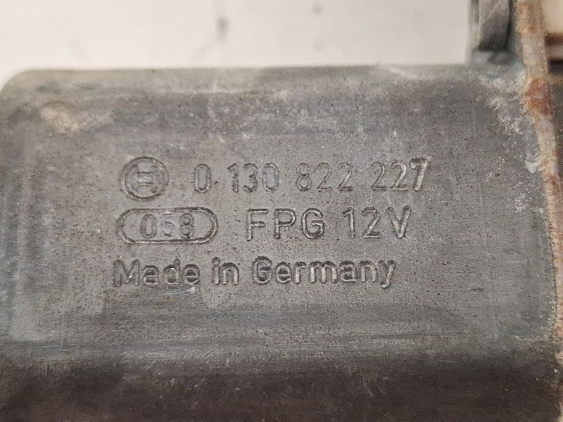 Recambio de elevalunas delantero derecho para bmw 320 d referencia OEM IAM 7060266s  