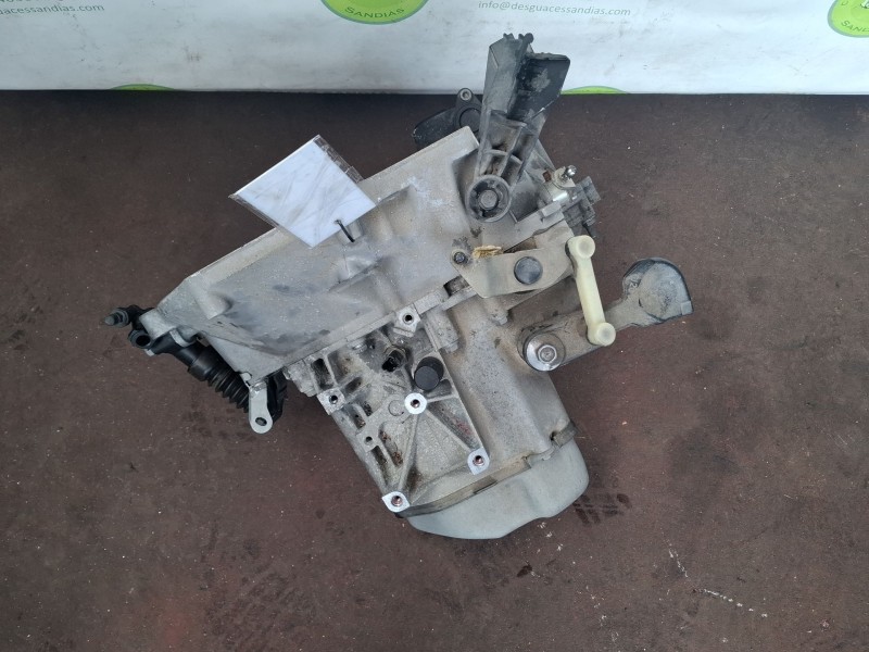 Recambio de caja cambios completa para peugeot 208 referencia OEM IAM 9674044810  