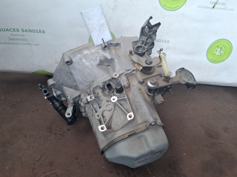 Recambio de caja cambios completa para peugeot 208 referencia OEM IAM 9674044810  
