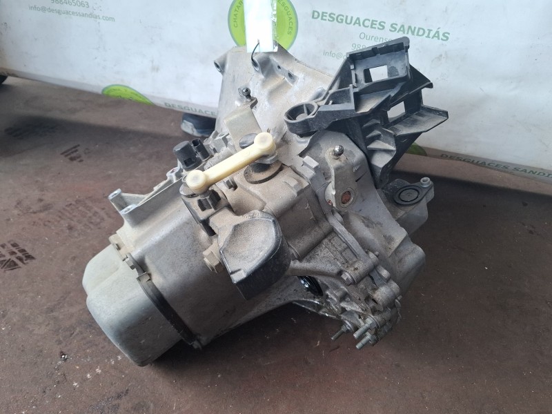 Recambio de caja cambios completa para peugeot 208 referencia OEM IAM 9674044810  