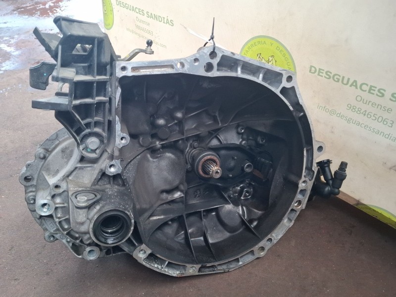 Recambio de caja cambios completa para peugeot 208 referencia OEM IAM 9674044810  