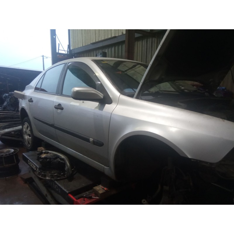 renault laguna del año 2005