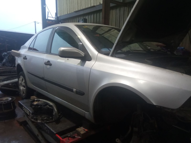 renault laguna del año 2005