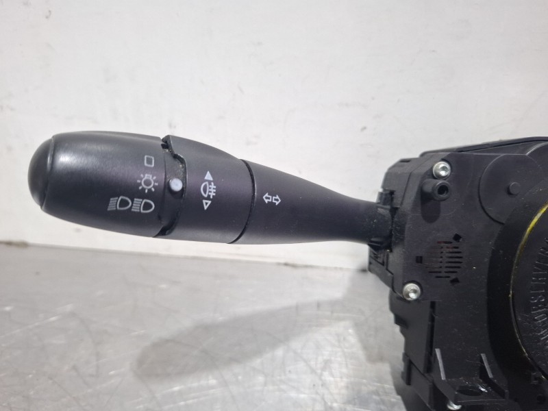 Recambio de com2000 para peugeot 207 referencia OEM IAM 96630732XT  