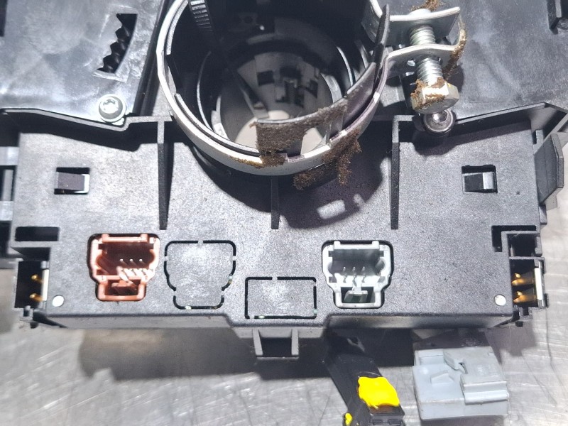 Recambio de com2000 para peugeot 207 referencia OEM IAM 96630732XT  