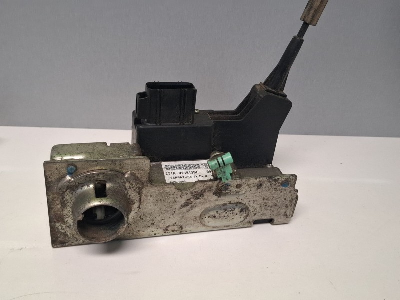 Recambio de cerradura puerta corredera izquierda para ford transit referencia OEM IAM 999939D  