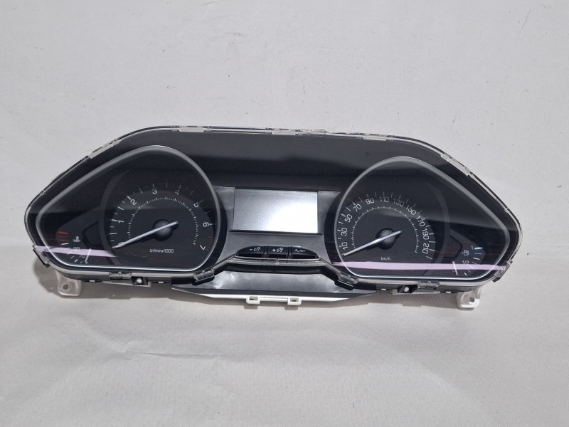 Recambio de cuenta kilometros para peugeot 208 referencia OEM IAM 981384878001  