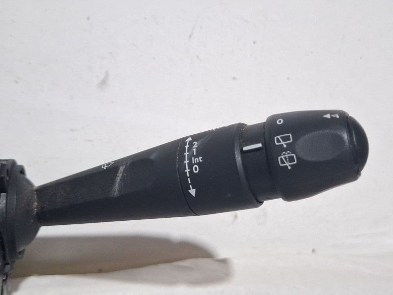 Recambio de mando multifuncion para peugeot 208 referencia OEM IAM 98154509zd00  