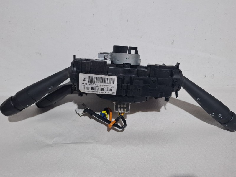 Recambio de mando multifuncion para peugeot 208 referencia OEM IAM 98154509zd00  