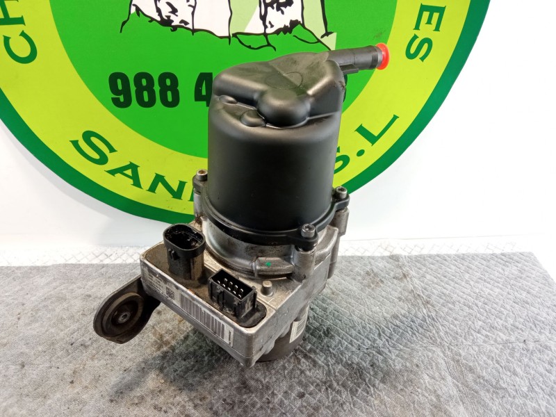 Recambio de bomba direccion asistida para suzuki santana referencia OEM IAM   