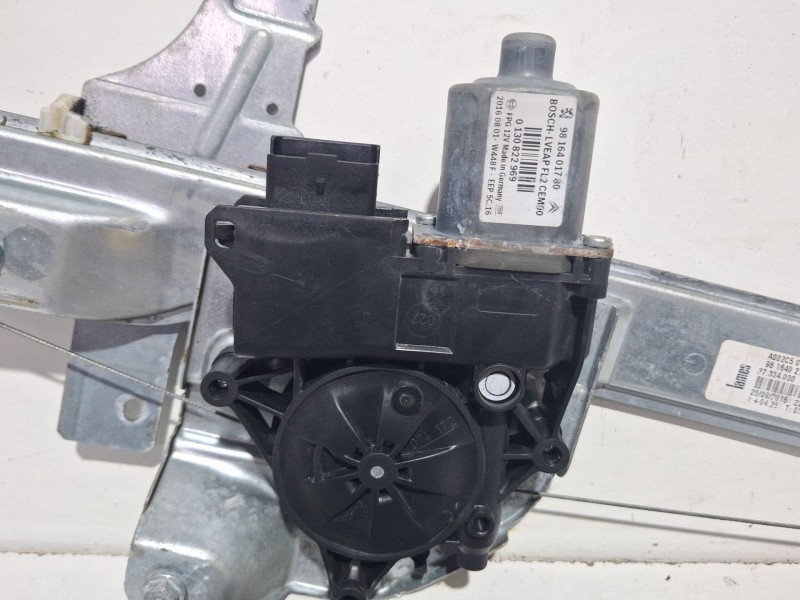 Recambio de elevalunas delantero izquierdo para peugeot 208 referencia OEM IAM 0130822969 / 9816402180 / 9816401780 /  