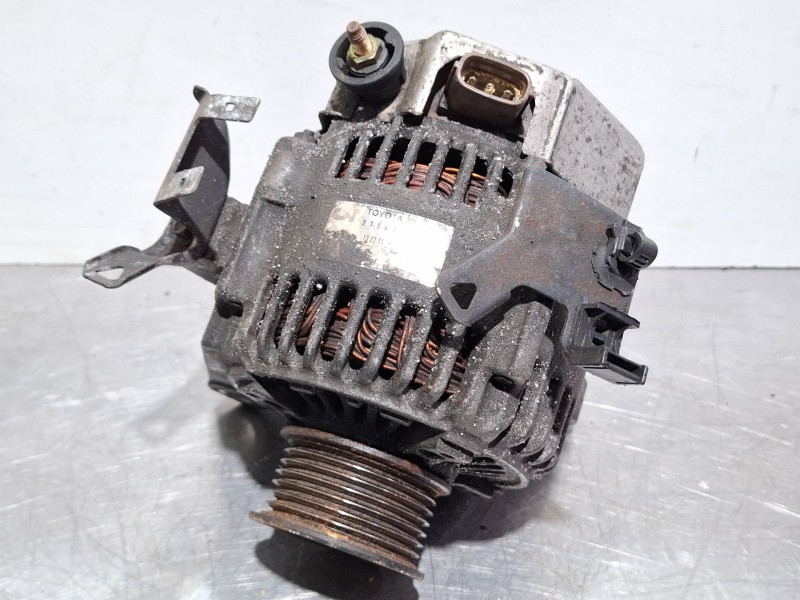 Recambio de alternador para toyota rav 4. 3. d . full referencia OEM IAM 27060-28110  