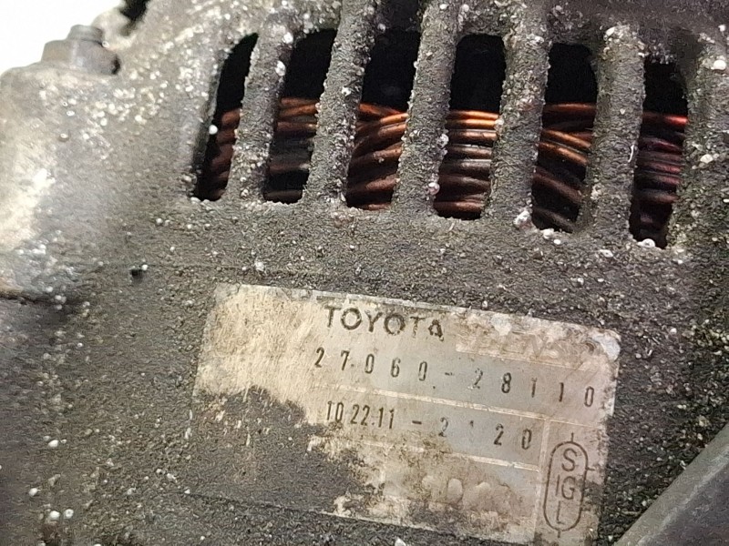 Recambio de alternador para toyota rav 4. 3. d . full referencia OEM IAM 27060-28110  