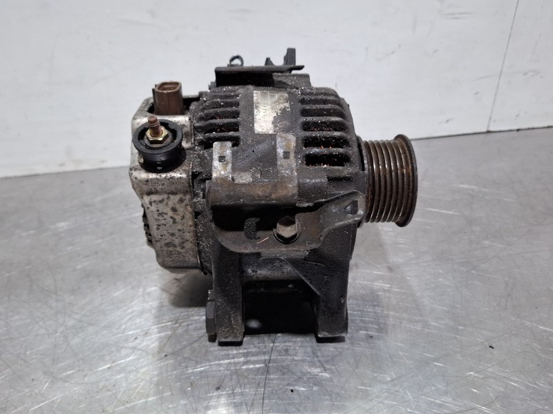 Recambio de alternador para toyota rav 4. 3. d . full referencia OEM IAM 27060-28110  