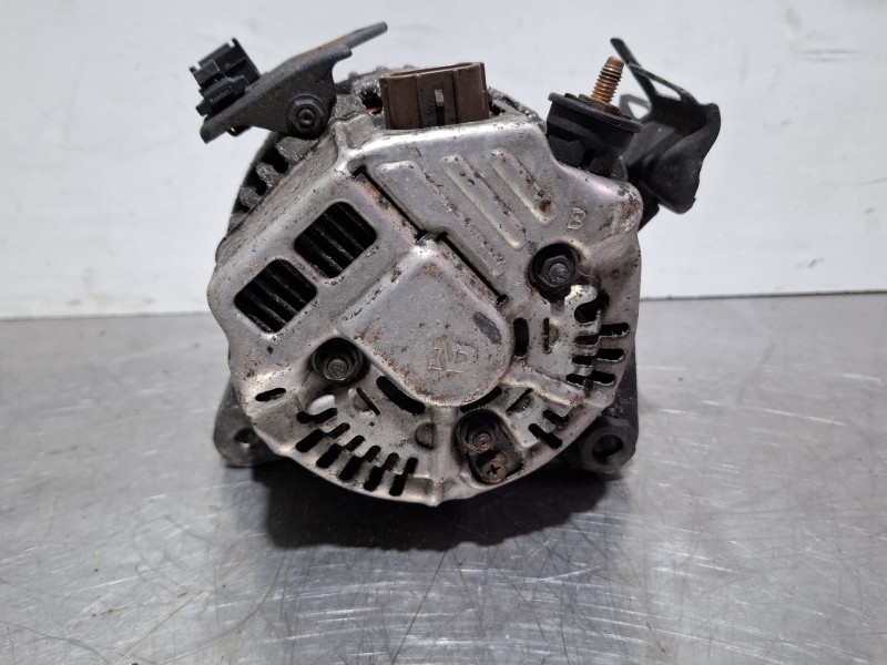 Recambio de alternador para toyota rav 4. 3. d . full referencia OEM IAM 27060-28110  