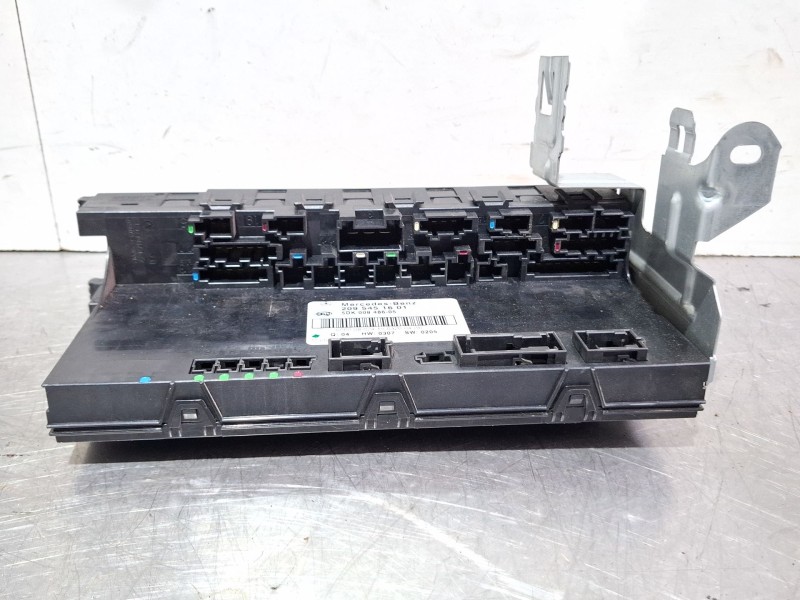 Recambio de caja reles / fusibles para mercedes-benz clk referencia OEM IAM 2095451601 / 5DK00848605  
