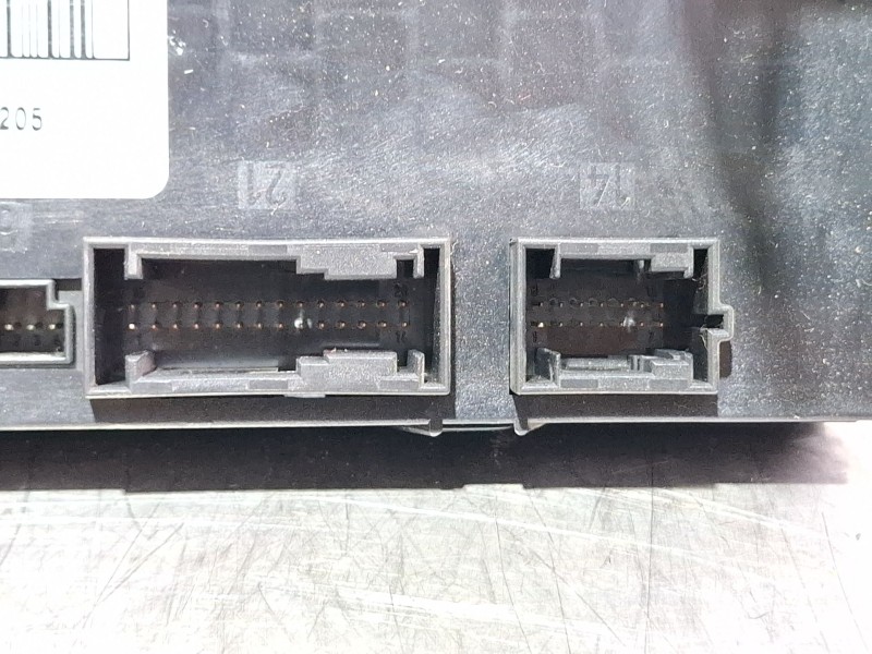 Recambio de caja reles / fusibles para mercedes-benz clk referencia OEM IAM 2095451601 / 5DK00848605  