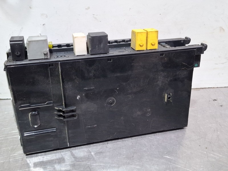Recambio de caja reles / fusibles para mercedes-benz clk referencia OEM IAM 2095451601 / 5DK00848605  