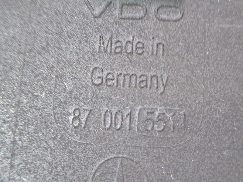 Recambio de cuenta kilometros para mercedes-benz clk referencia OEM IAM A2095409947  