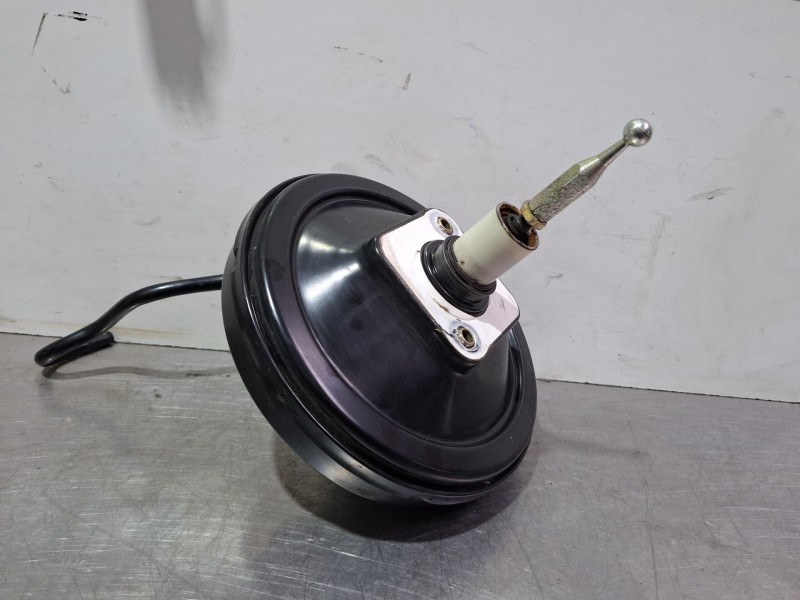 Recambio de servofreno para audi a4 referencia OEM IAM 8D0612105G  