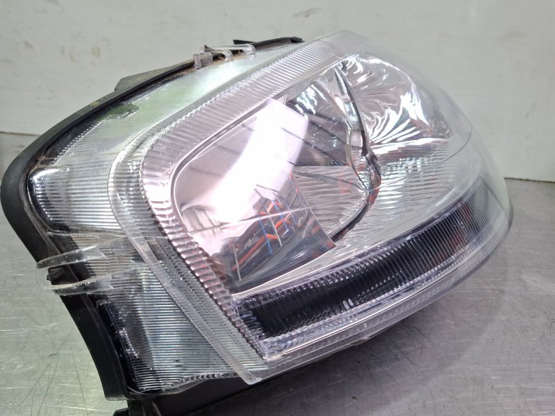 Recambio de faro delantero derecho para citroën c3 referencia OEM IAM 085521117R  
