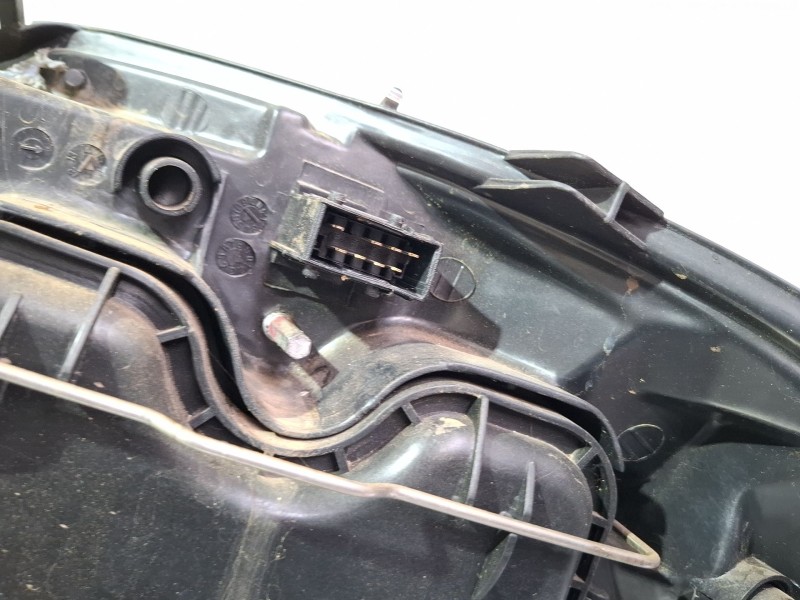 Recambio de faro delantero derecho para citroën c3 referencia OEM IAM 085521117R  